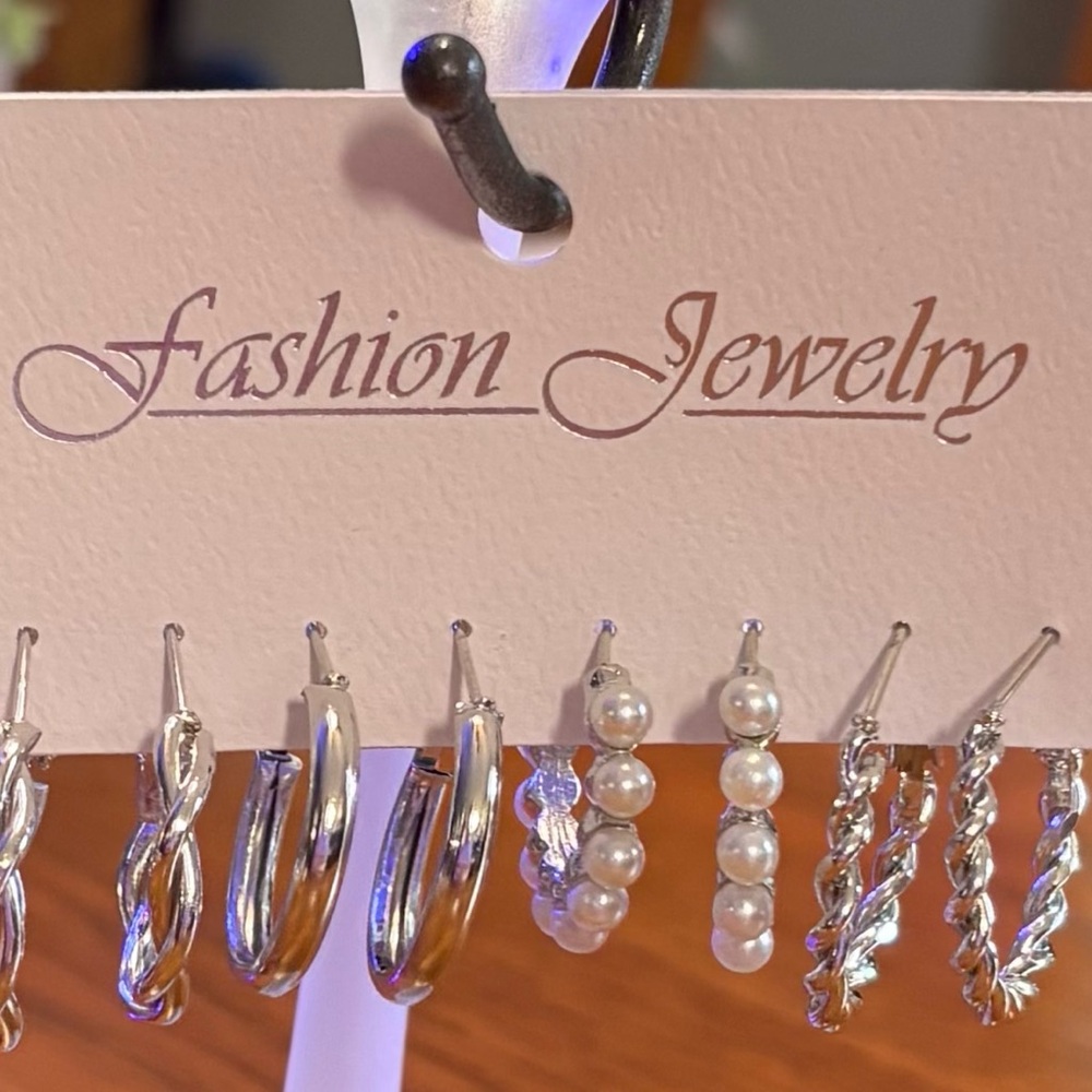 Silver and Pearl Hoop Earring Set